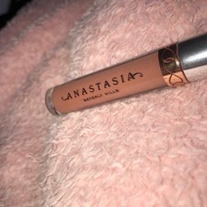 anastasia beverly hills liquid lipstick